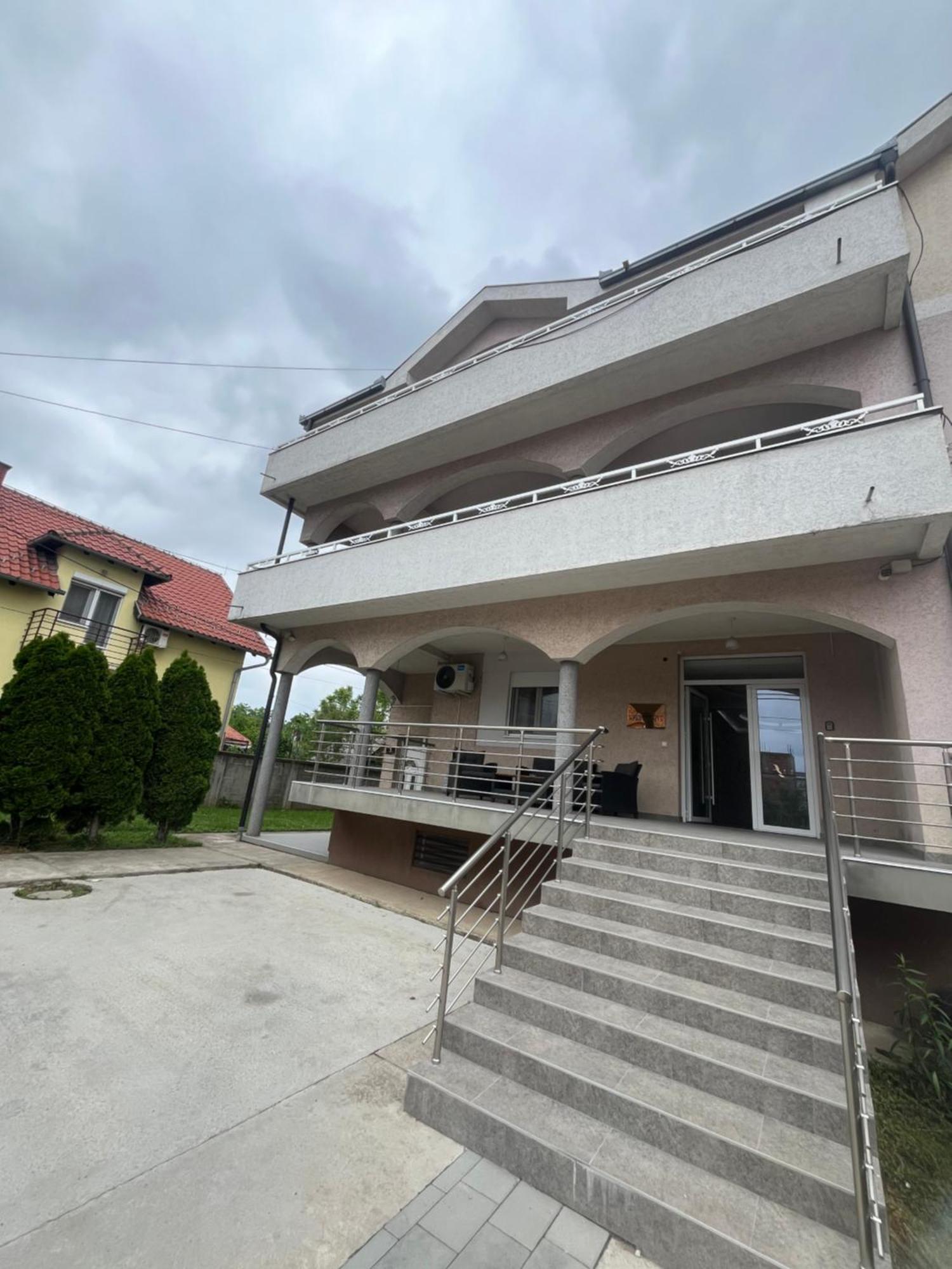 Beoair Apartments Surcin Екстер'єр фото
